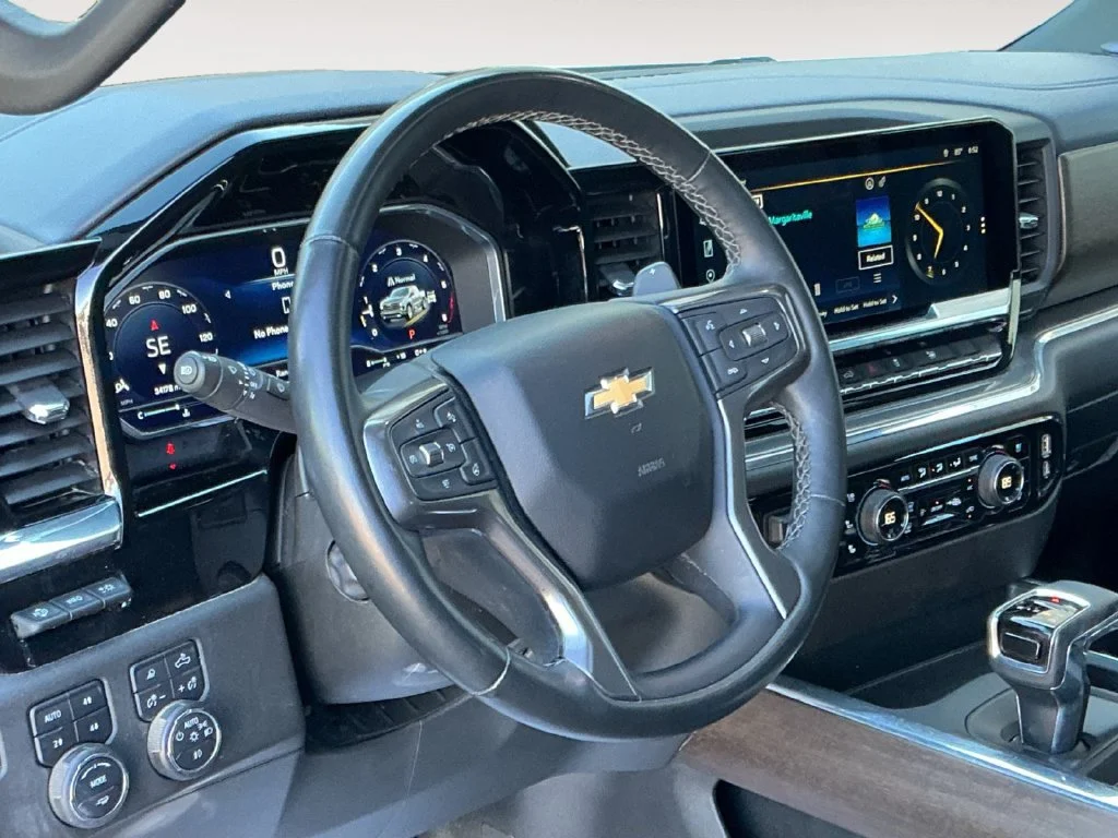 Used 2023 Dark Ash Metallic Chevrolet High Country image 19
