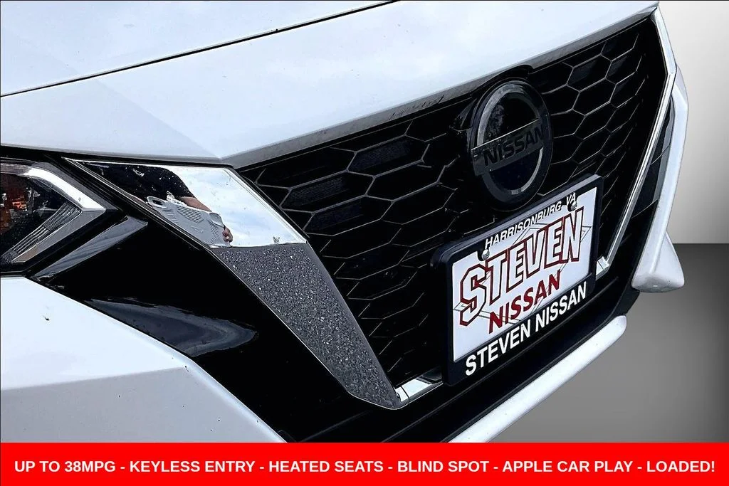 Used 2023 White Nissan SV image 37