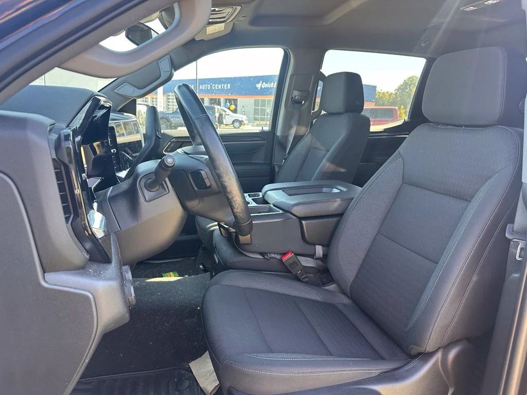 Used 2023 Blue Metallic Chevrolet LT image 3