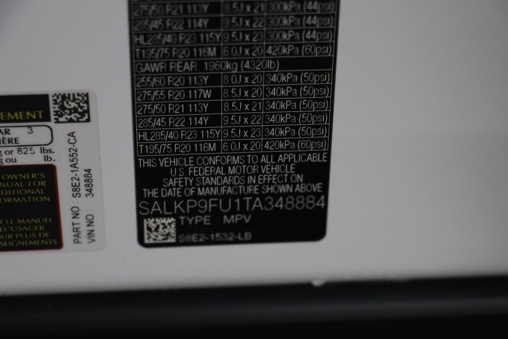 New 2026 Icy White Satin LAND ROVER SE image 25