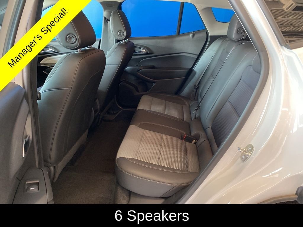 Used 2025 White Chevrolet LT image 11