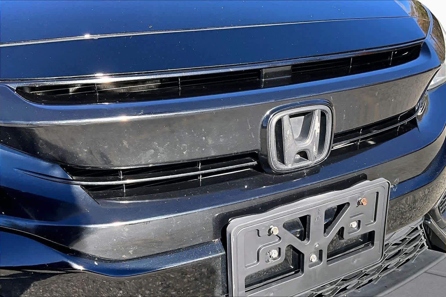 Used 2018 Crystal Black Pearl Honda EX image 32