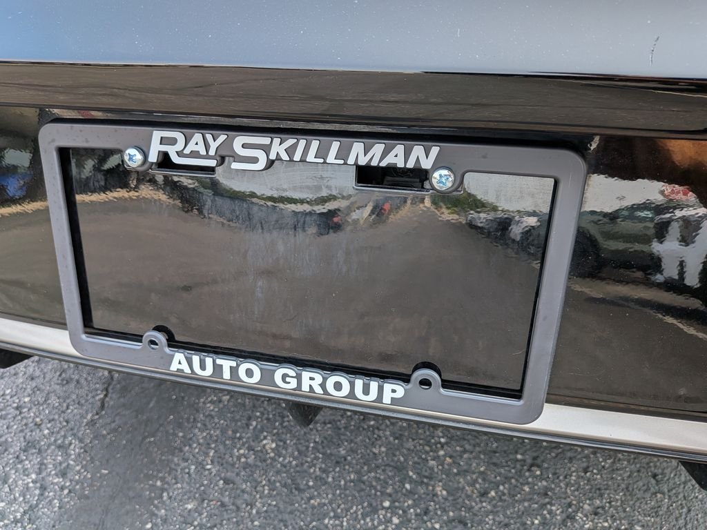 Used 2021 Ebony Black Kia LXS image 21
