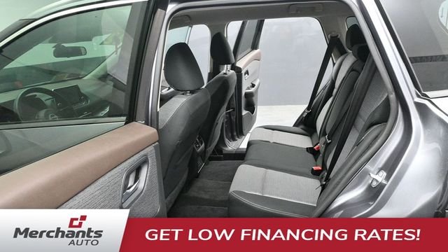 Used 2022 Gray Nissan SV image 22