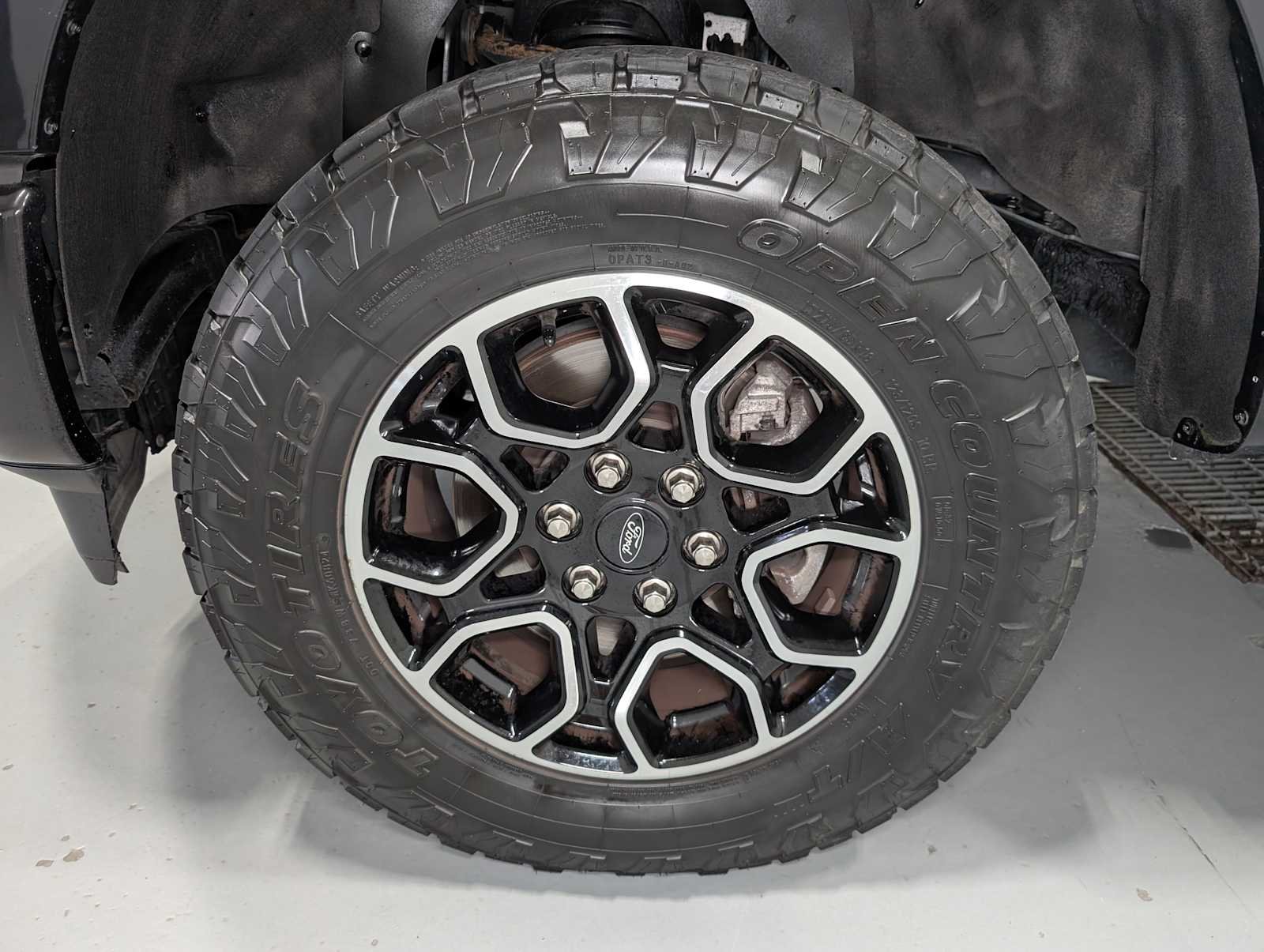 Used 2021 Agate Black Ford XLT image 3