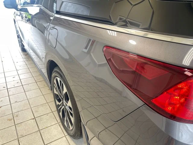 2025 Honda Odyssey Elite - Photo 18