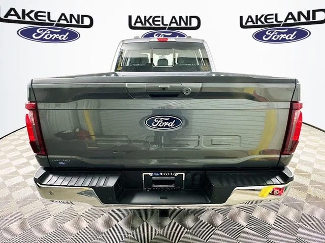 New 2026 Gray Ford XLT image 5