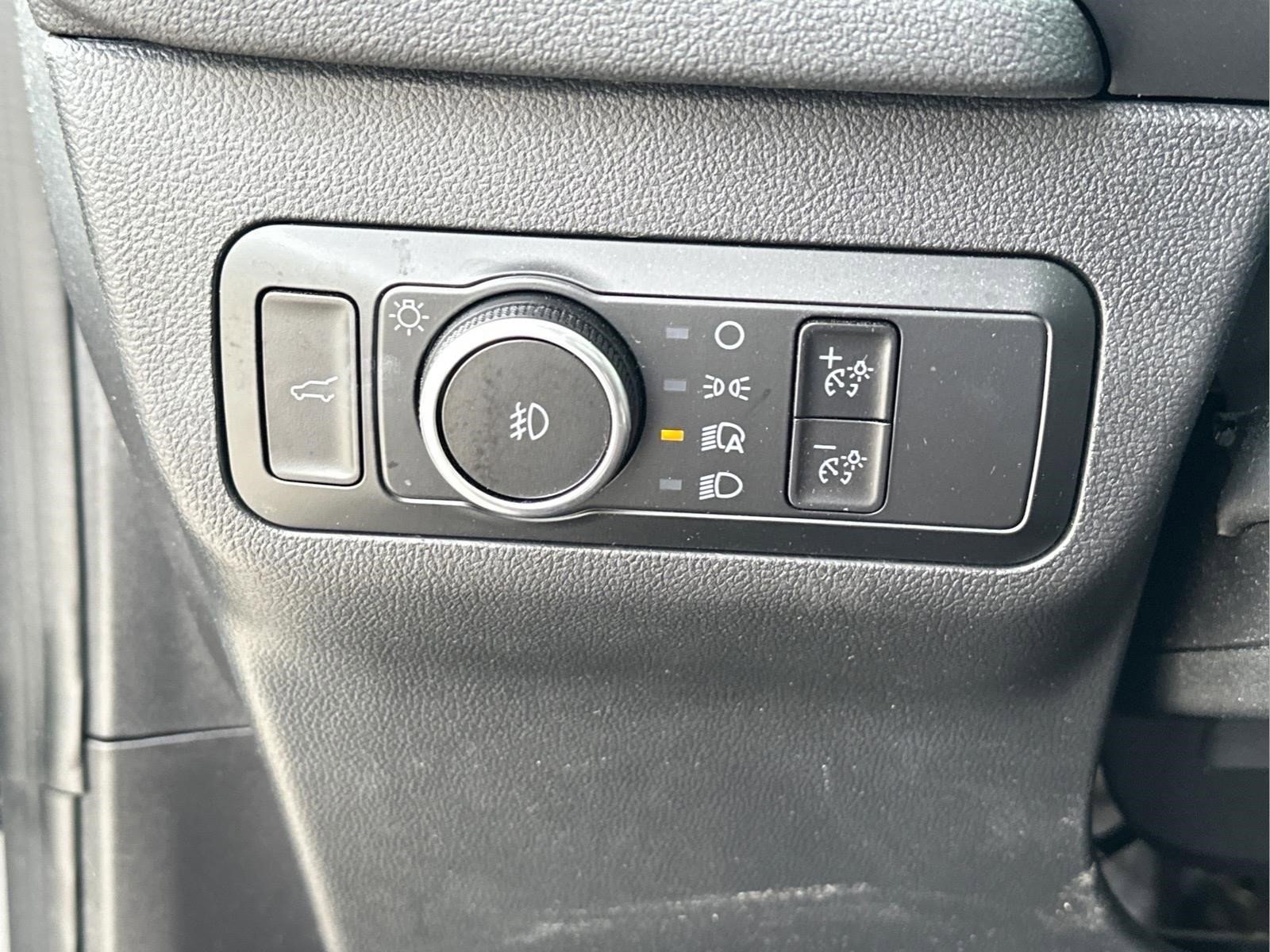 Used 2023 Gray Metallic Ford ST-Line Elite image 21