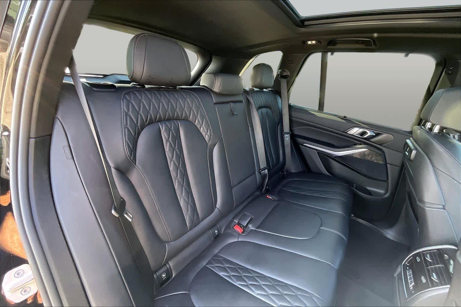 Used 2023 Black Sapphire Metallic BMW xDrive45e image 19