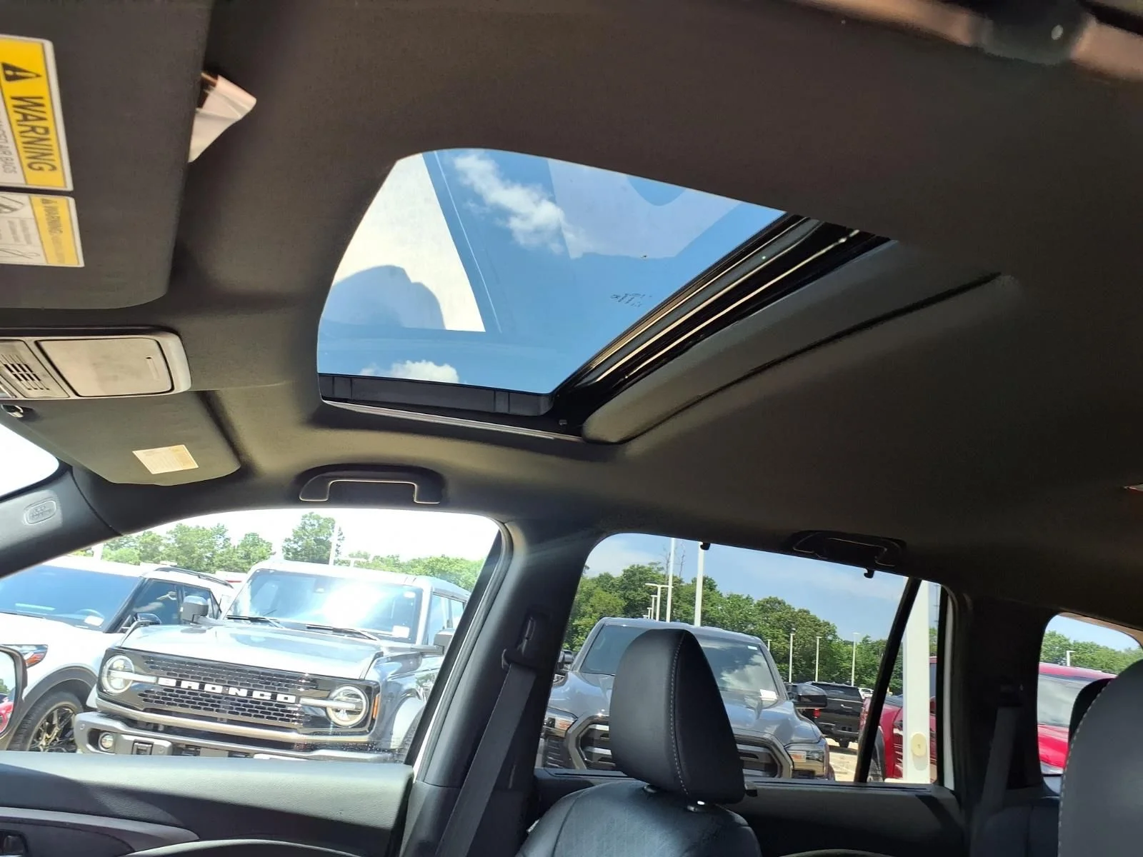 Used 2020 White Honda EX-L image 11