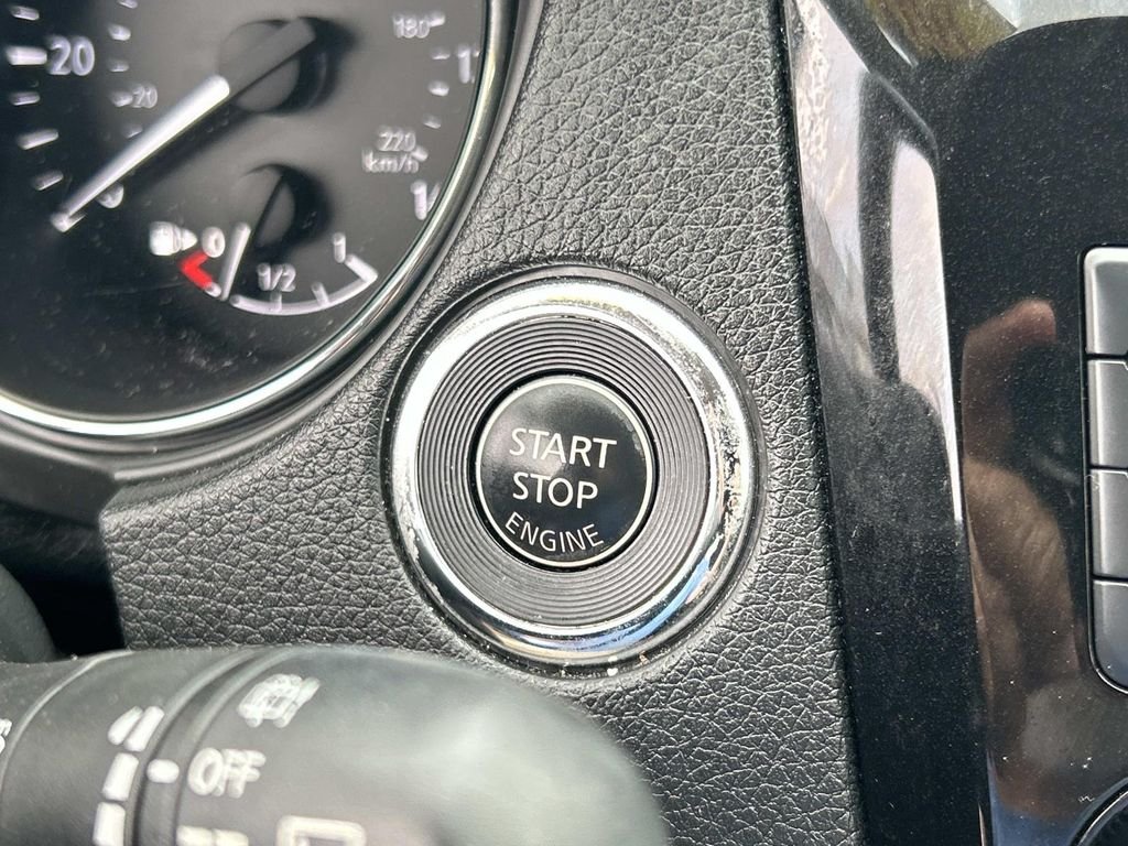 Used 2018 Magnetic Black Nissan SV image 32