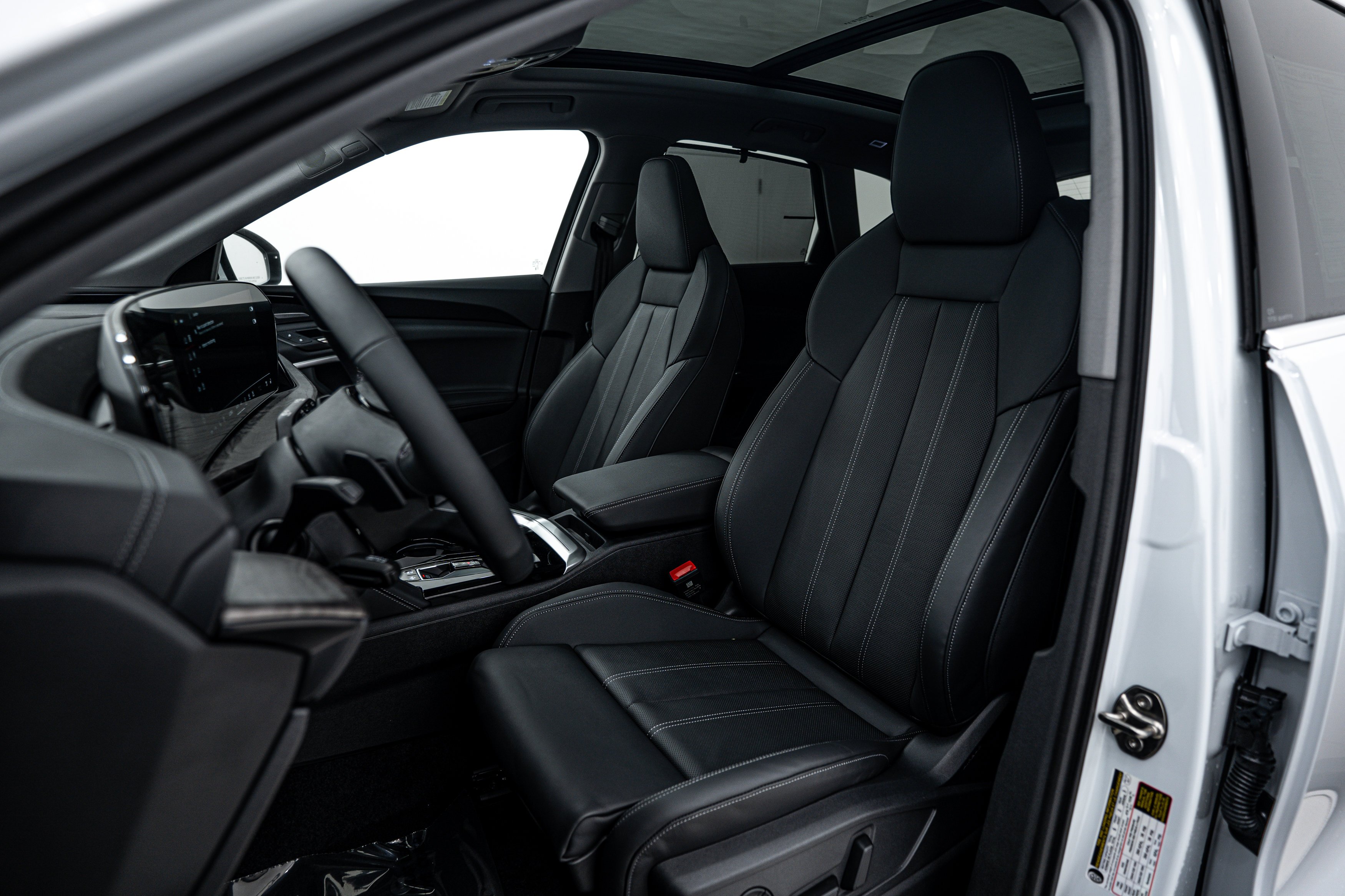 2025 Audi Q5 Premium Plus - Photo 15