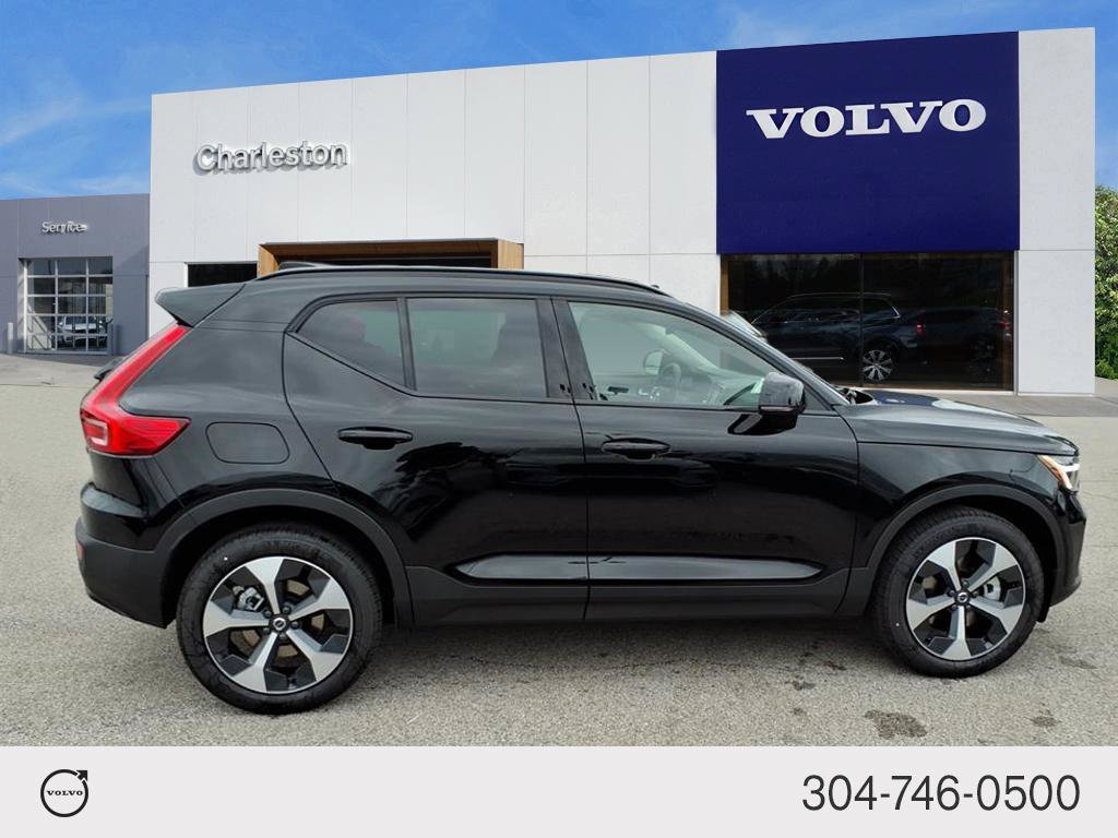 New 2026 Onyx Black Volvo Core image 2