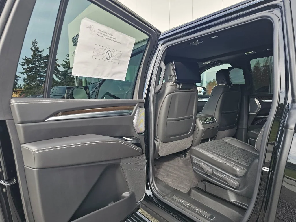 2026 Cadillac Escalade ESV Platinum Sport - Photo 19