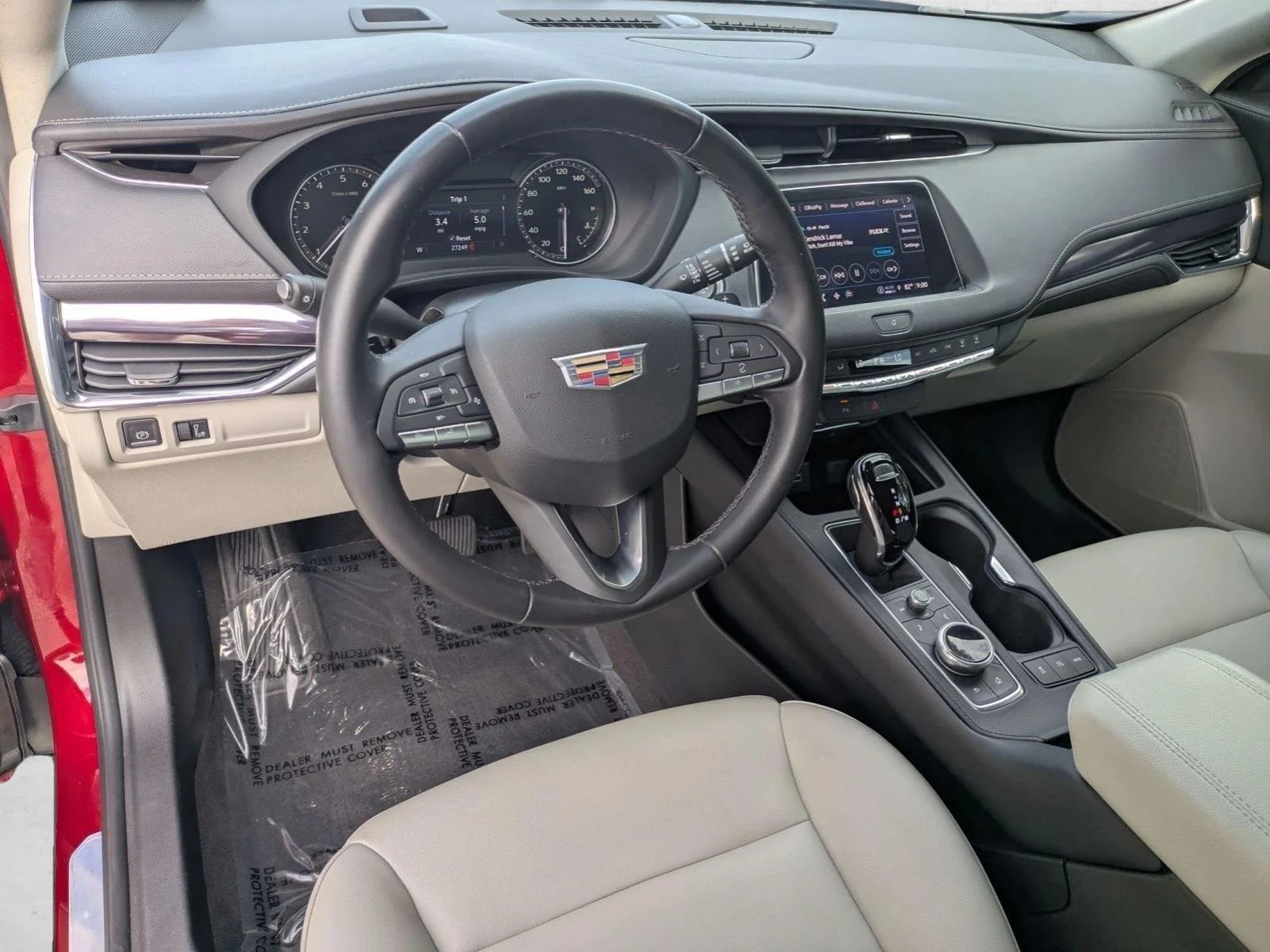 Used 2022 Infrared Tintcoat Cadillac FWD Luxury image 10