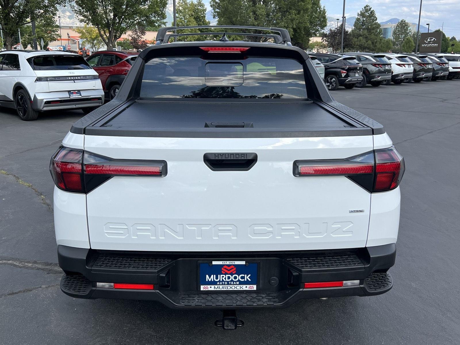 Certified Used 2024 Atlas White Hyundai SEL image 9