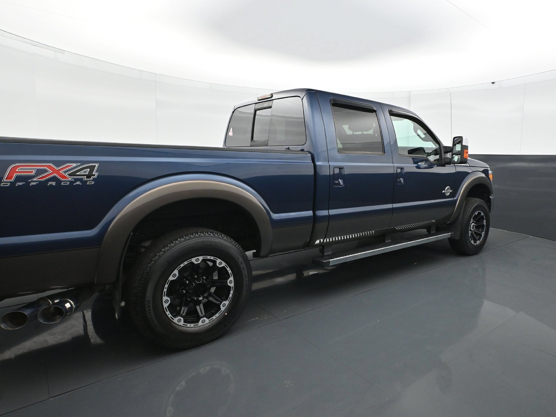 Used 2016  Ford  image 6
