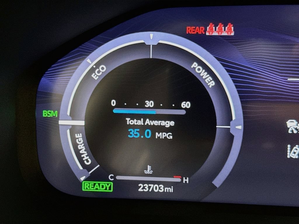Used 2024  Toyota Hybrid Limited image 12
