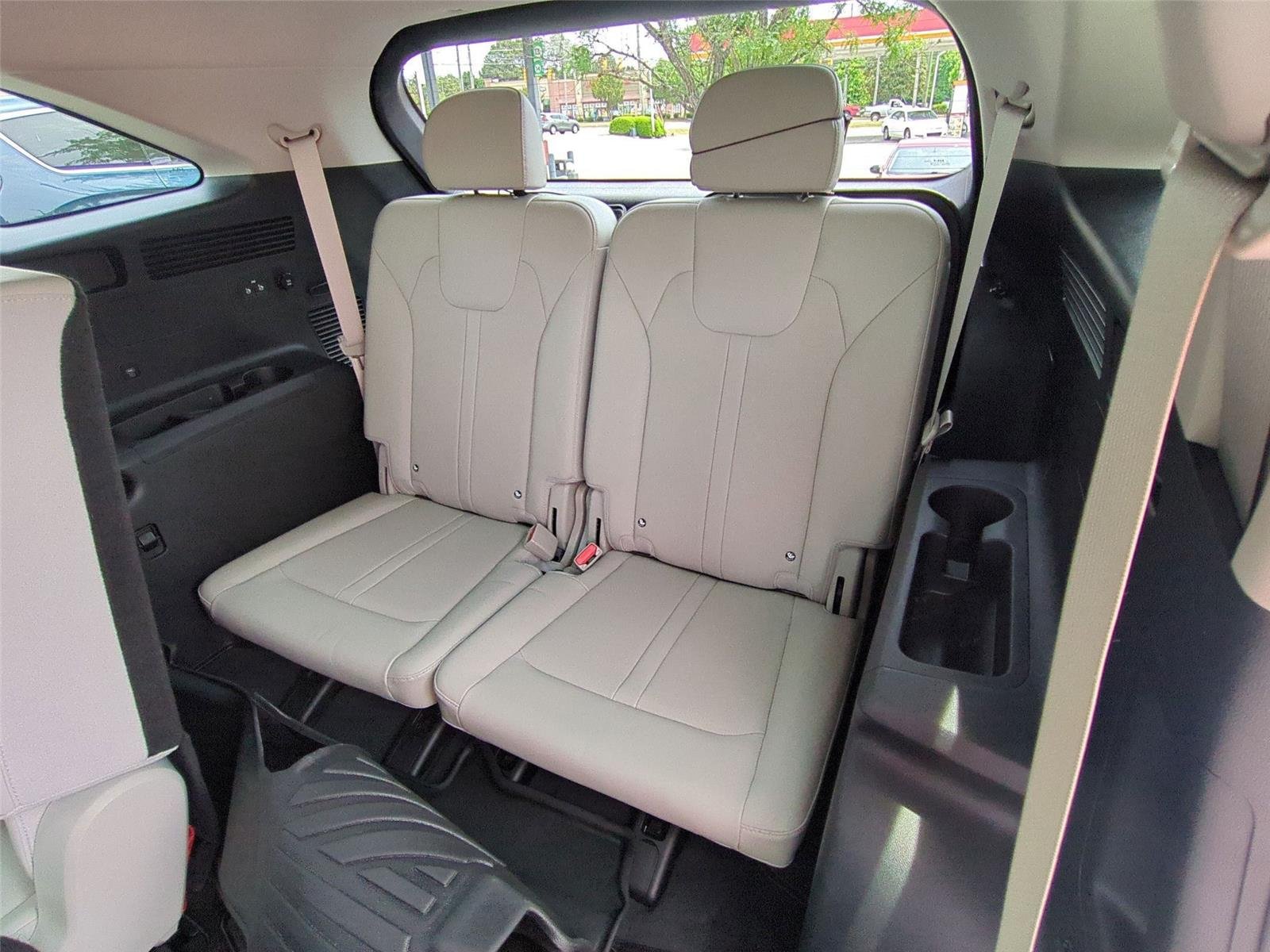 Used 2025 Glacial White Pearl Kia S image 46
