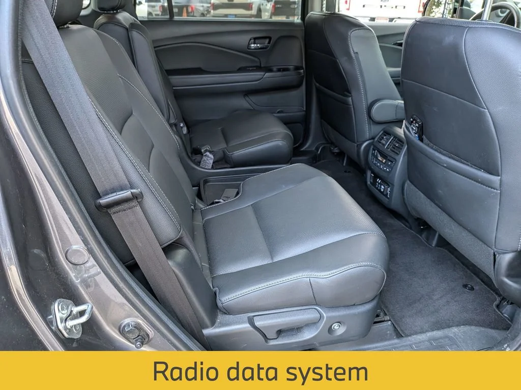 Used 2022 Gray Honda Elite image 31