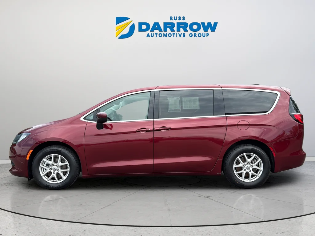 Used 2023 Red Chrysler LX image 2