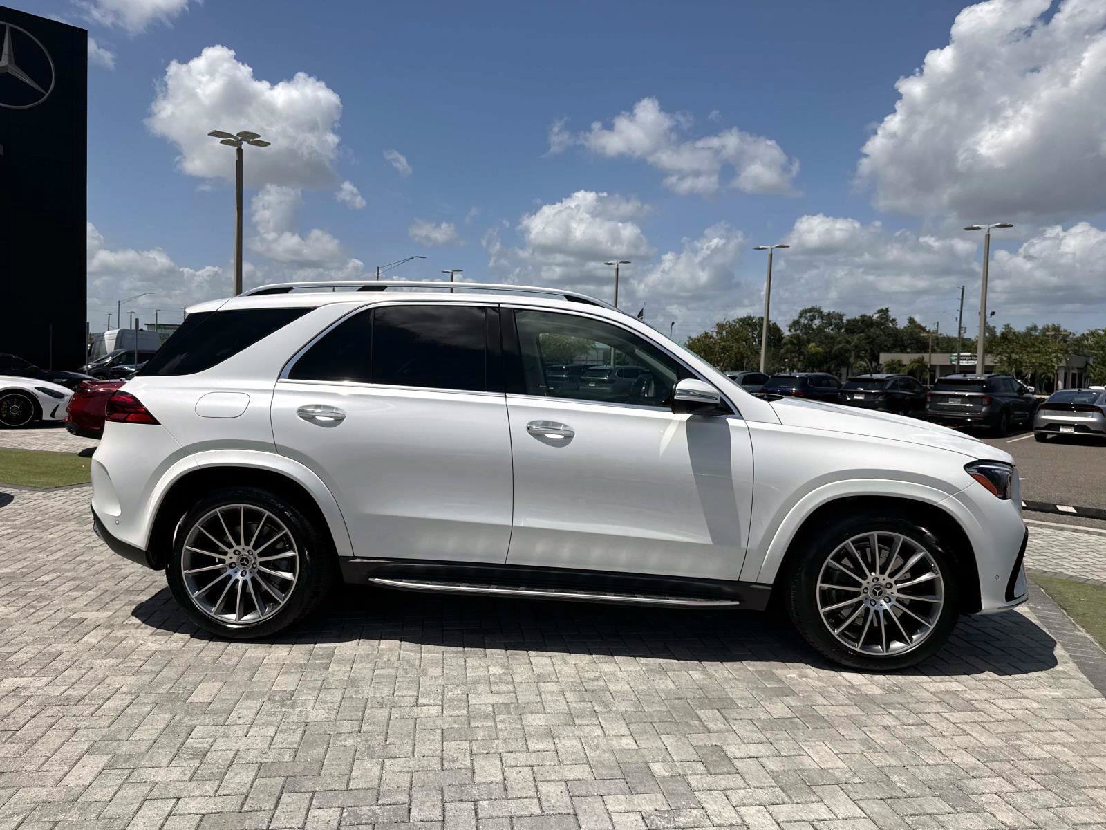 Used 2026 Moonlight White Mercedes-Benz 350 image 6