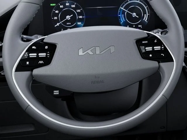 New 2026 Black Kia Wind image 22