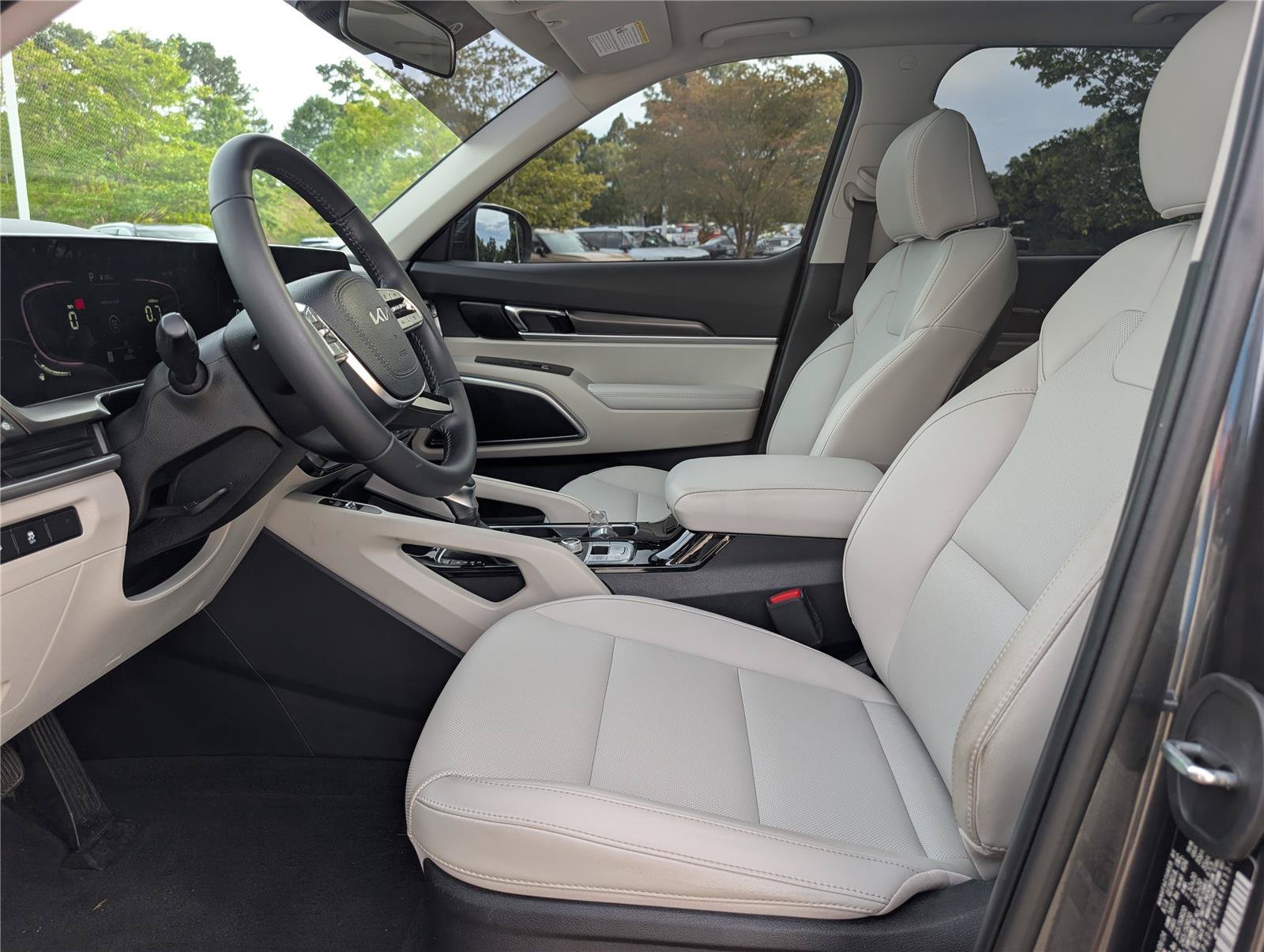 Used 2024 Gravity Gray Kia S image 18