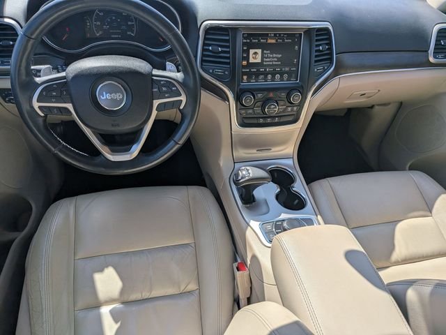 Used 2015 White Jeep Limited image 23