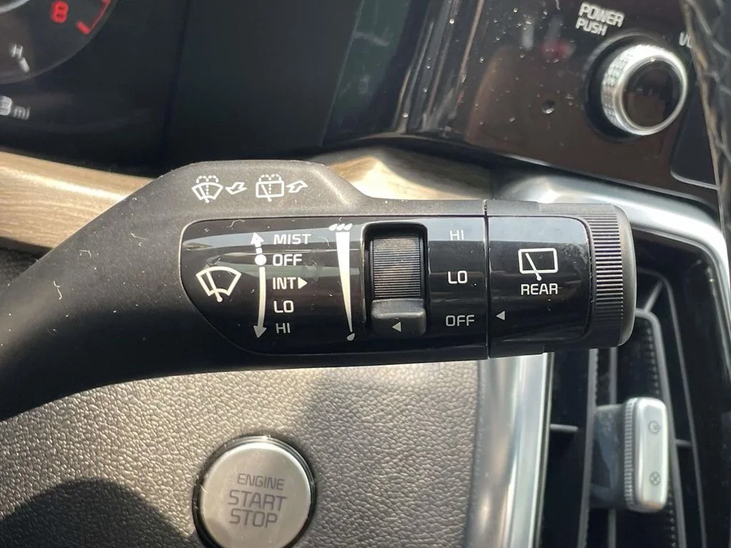 Used 2022 Green Kia X-Line SX Prestige image 26