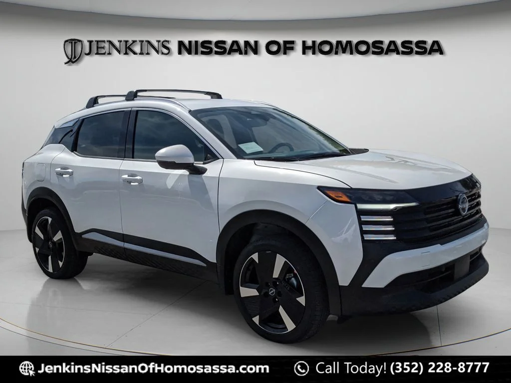 Used 2025 White Nissan SR image 11