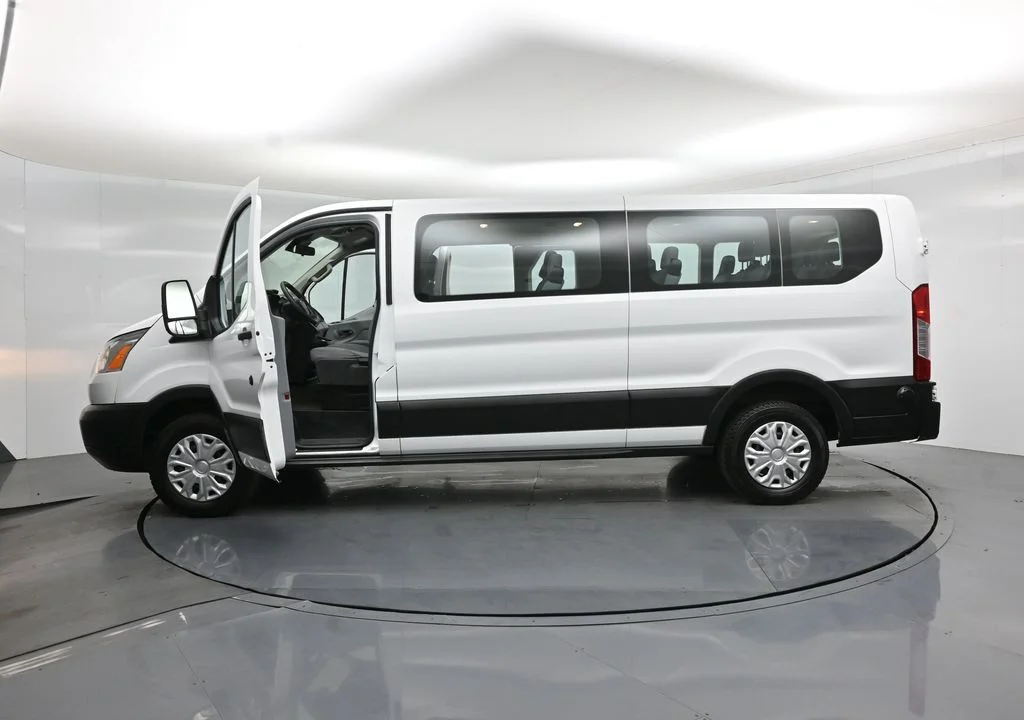 Used 2019 White Ford XLT image 36