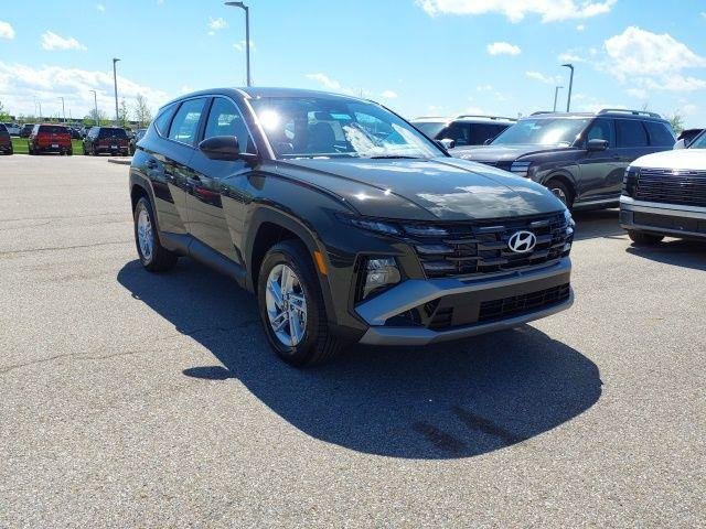 New 2026 Green Hyundai SE image 4