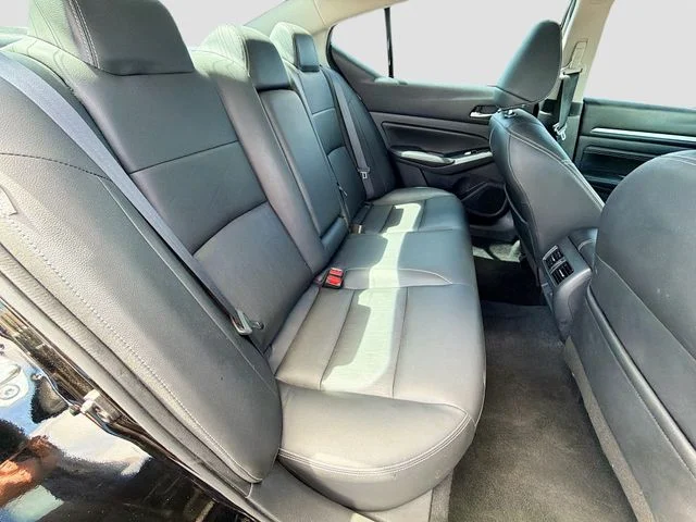 Used 2021 Black Nissan 2.5 SL image 28