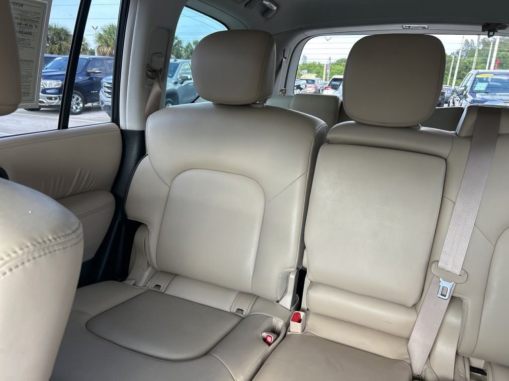Used 2022 Silver Nissan SV image 13
