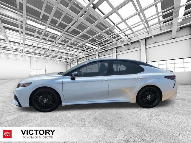Certified Used 2023 MID BLK/WIND CHILL Toyota  image 6