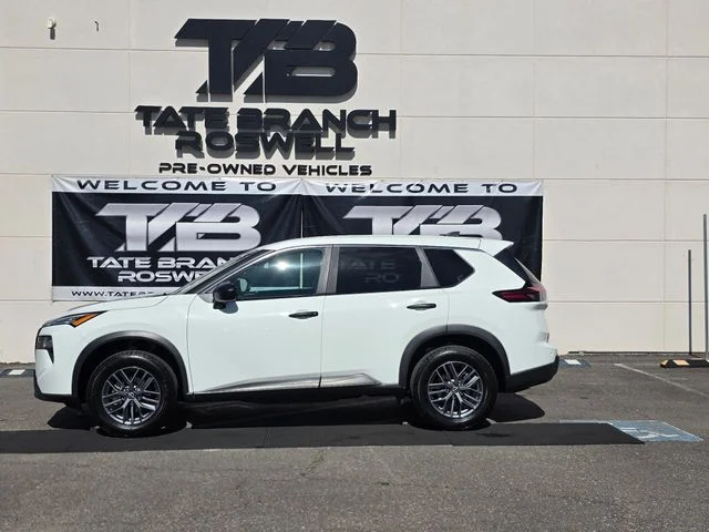 Used 2024 White Nissan S image 11