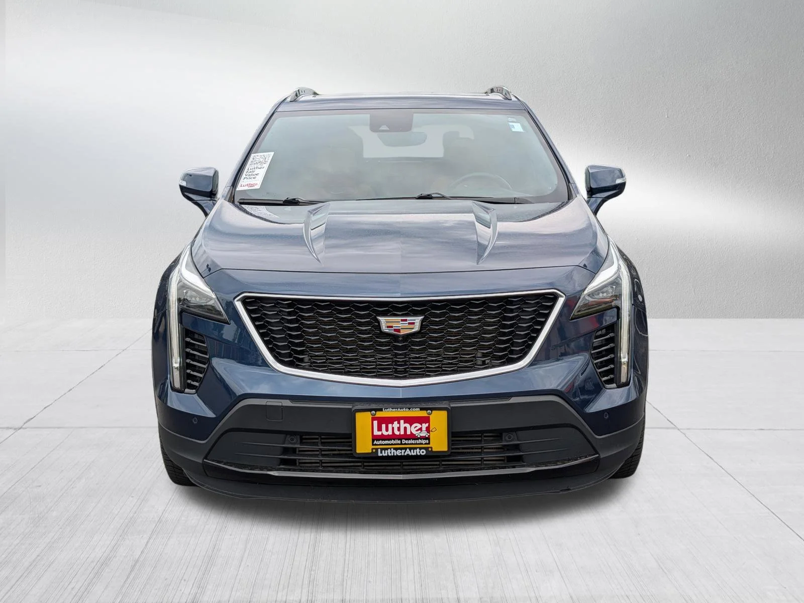 Used 2020 Cadillac XT4 Sport with VIN 1GYFZFR40LF120546 for sale in Bloomington, Minnesota