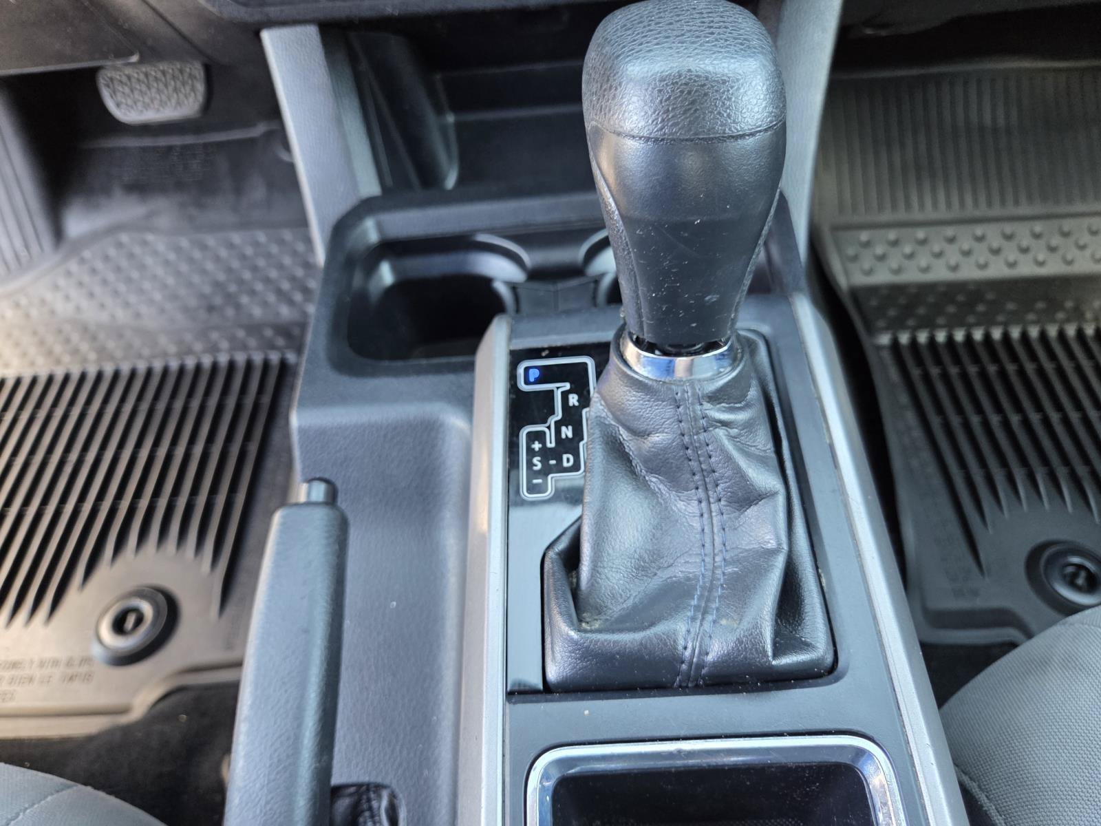 Used 2019 Silver Sky Metallic Toyota SR5 image 26