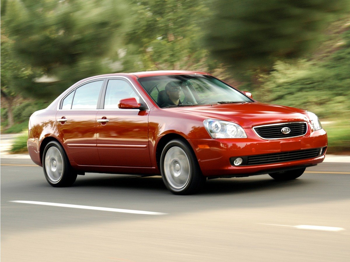Used 2008 White Kia LX image 1
