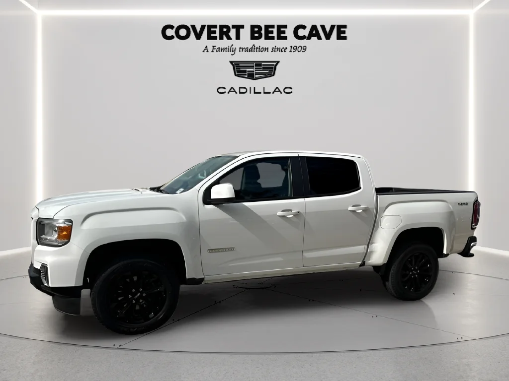 Used 2022 White GMC Elevation image 10
