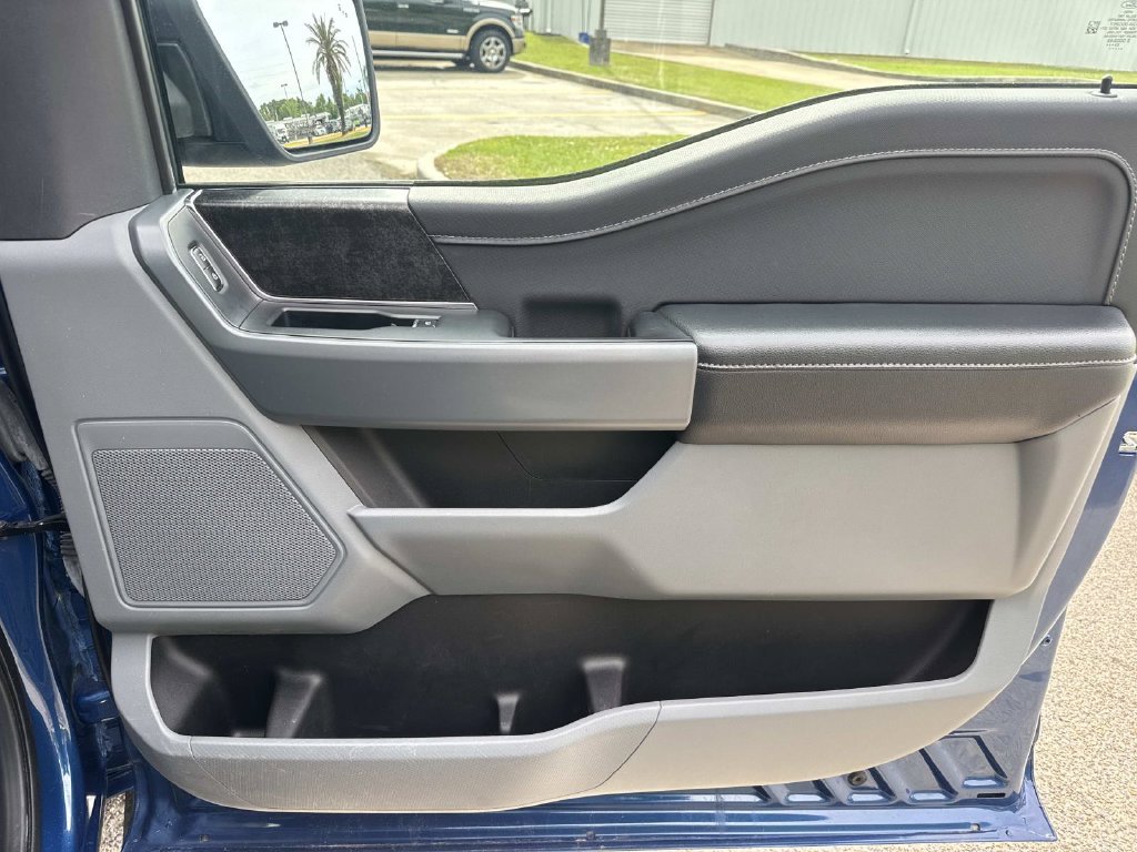 Used 2023 Blue Ford XLT image 31