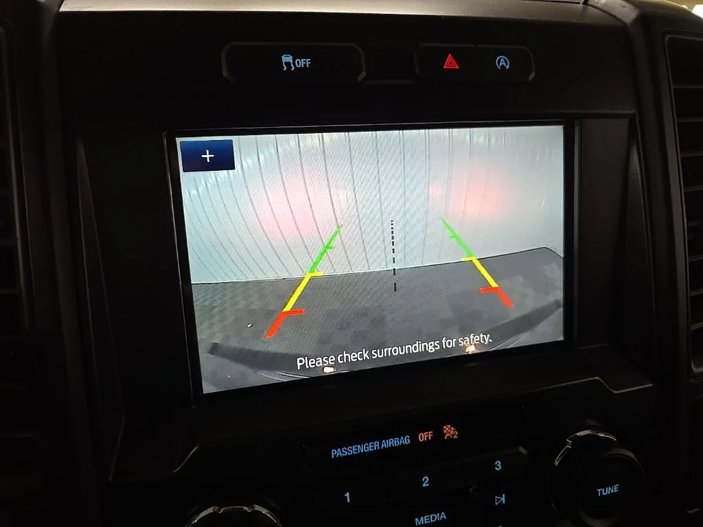 Used 2018 Gray Ford XL image 27