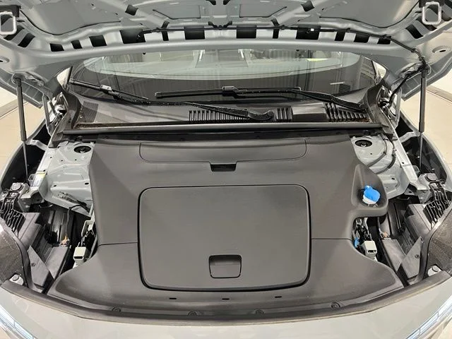 New 2026 Vapour Grey Volvo Ultra image 22