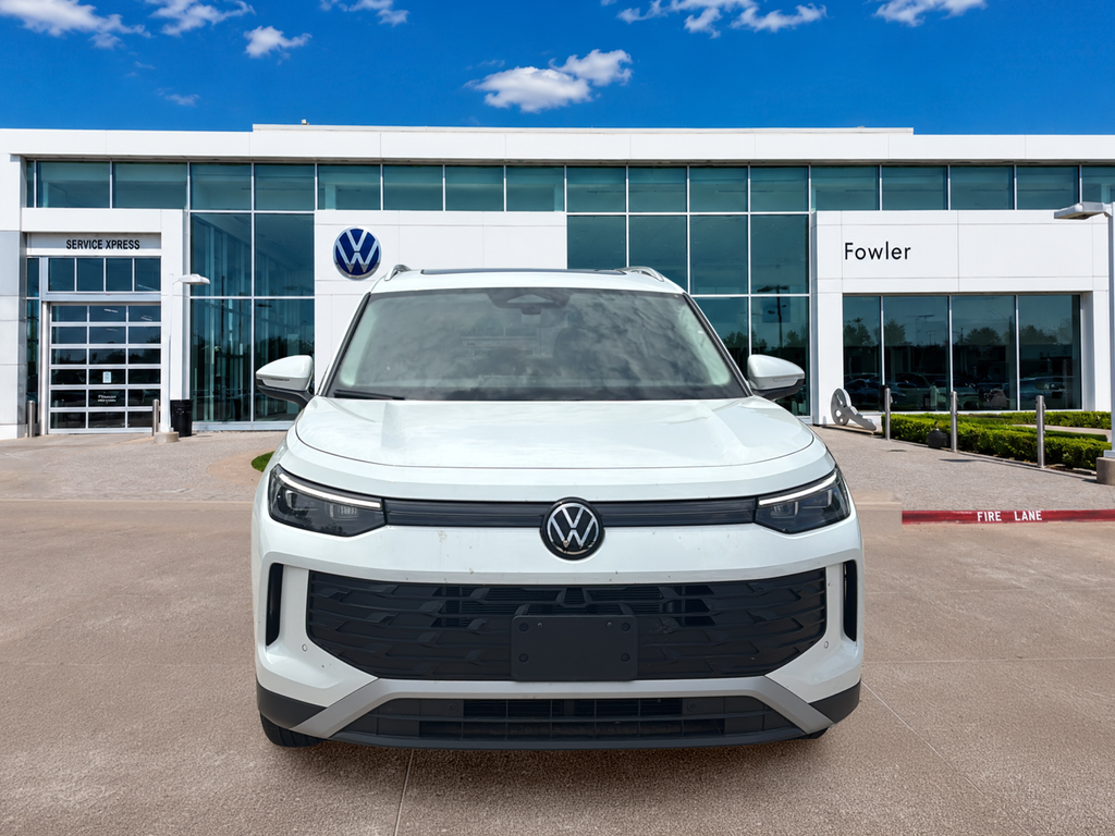 New 2026 White/off-white Volkswagen 2.0T SE image 2