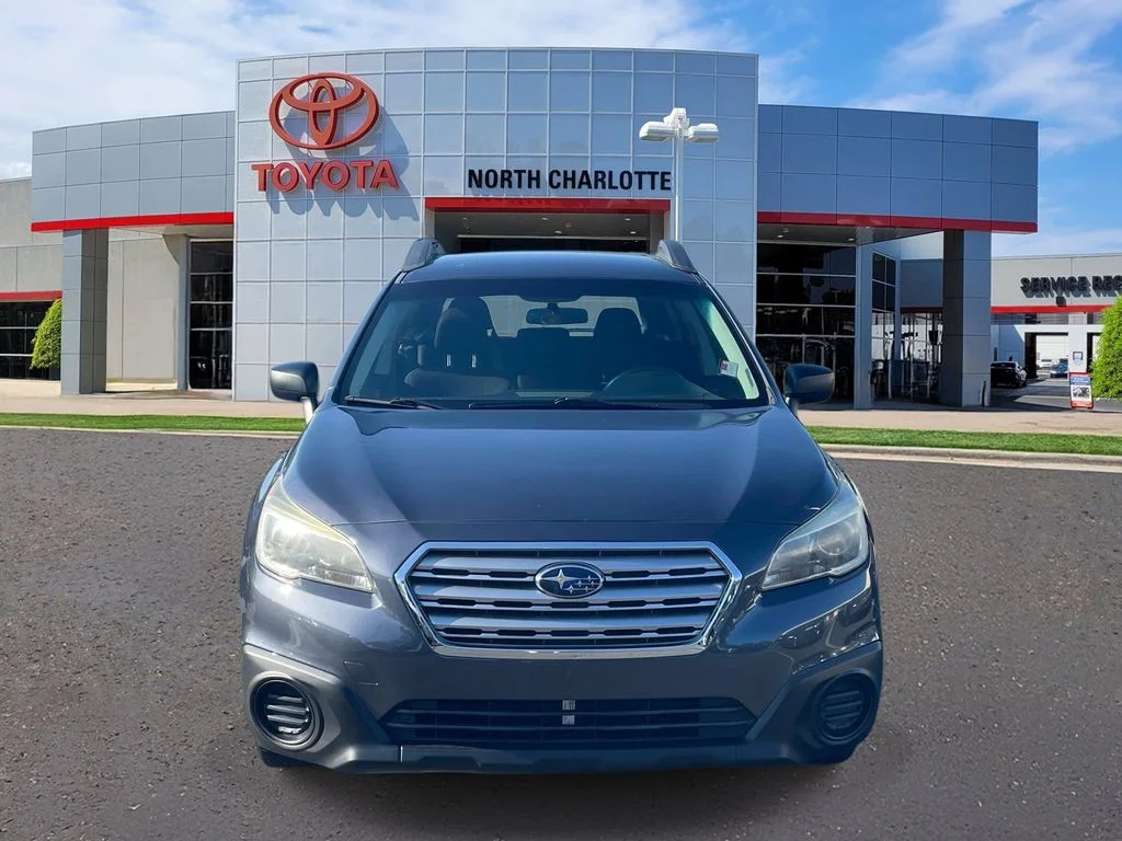 Used 2015 Gray Subaru 2.5i image 2