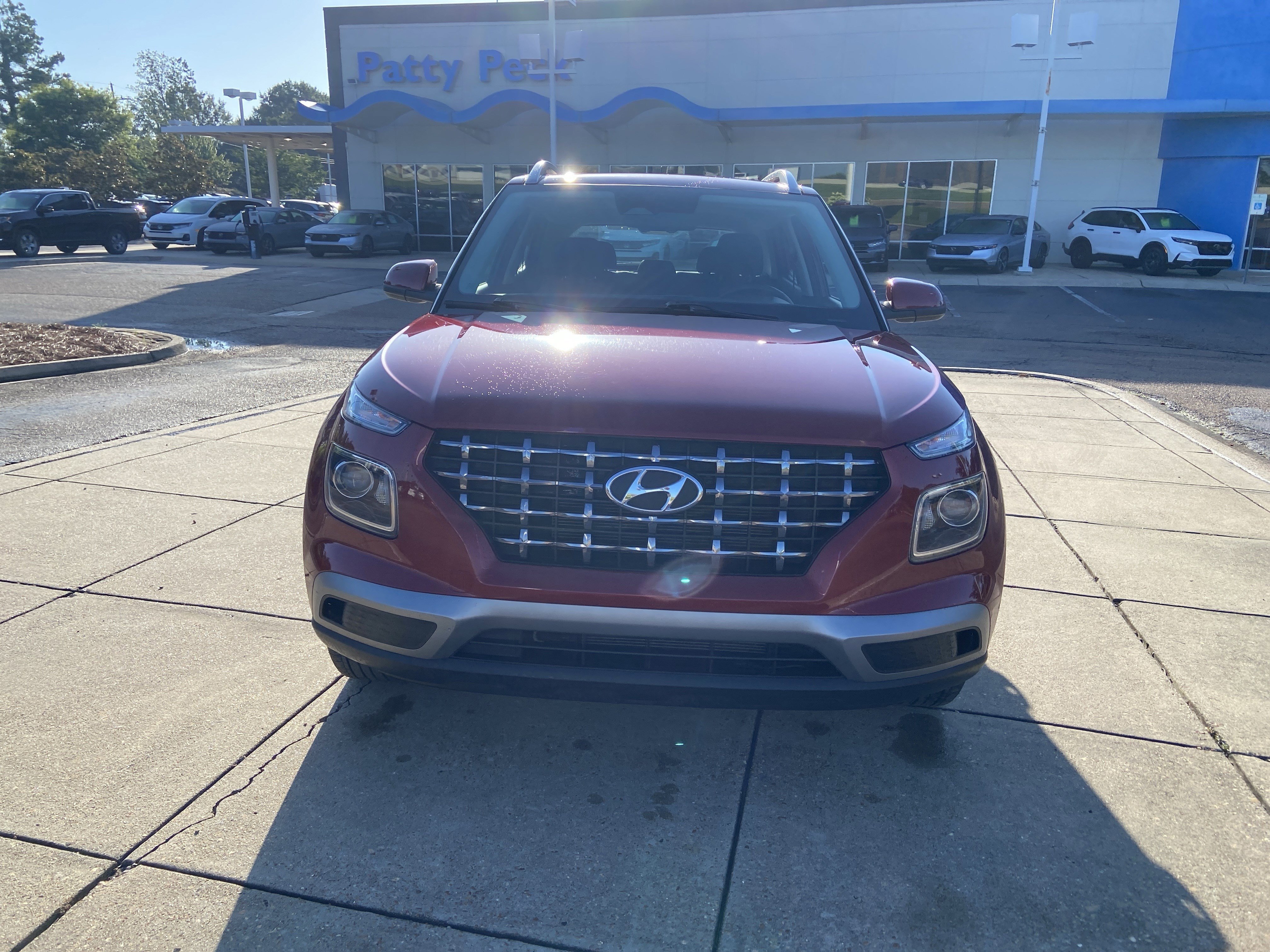 Used 2025 Ultimate Red Hyundai SEL image 3