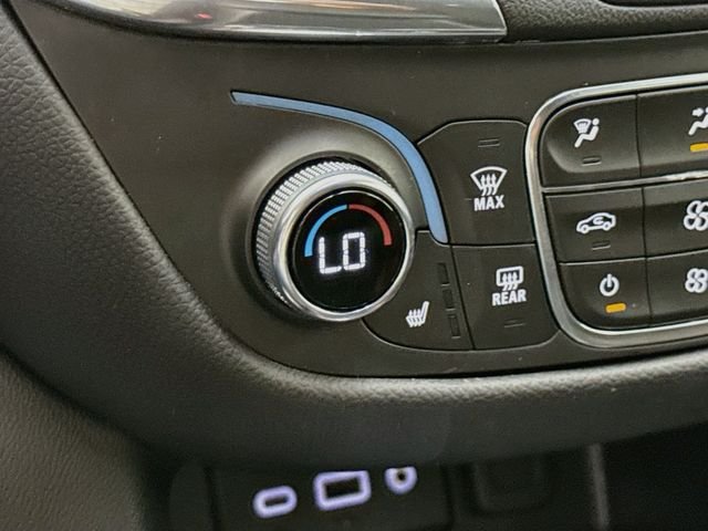 Used 2021 White Chevrolet LT image 19