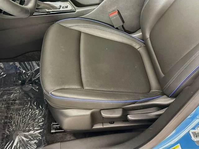 Used 2025 Blue Buick Sport Touring image 19