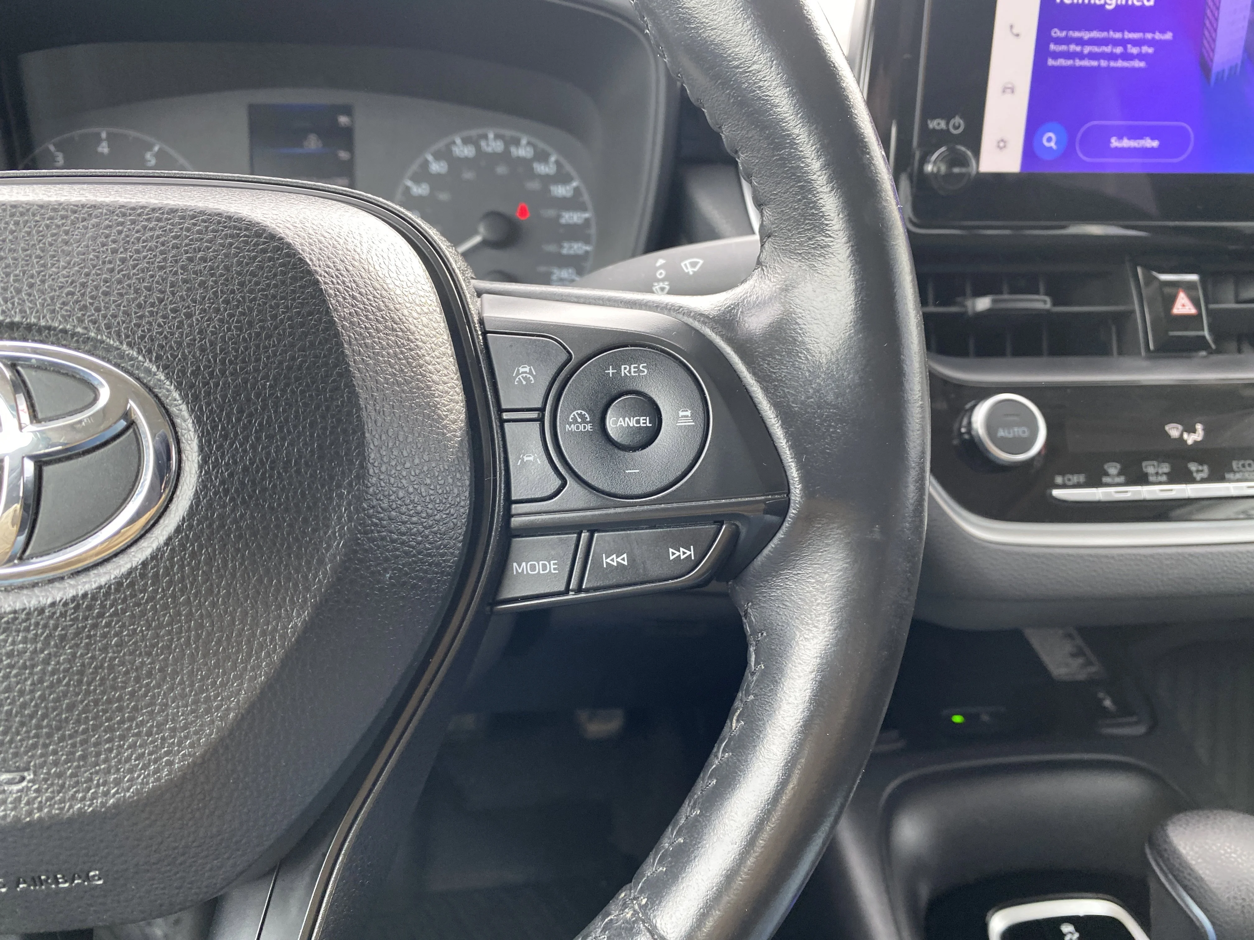 Certified Used 2024 White Toyota LE * SUNROOF * REMOTE STARTER * ALLOYS * image 13